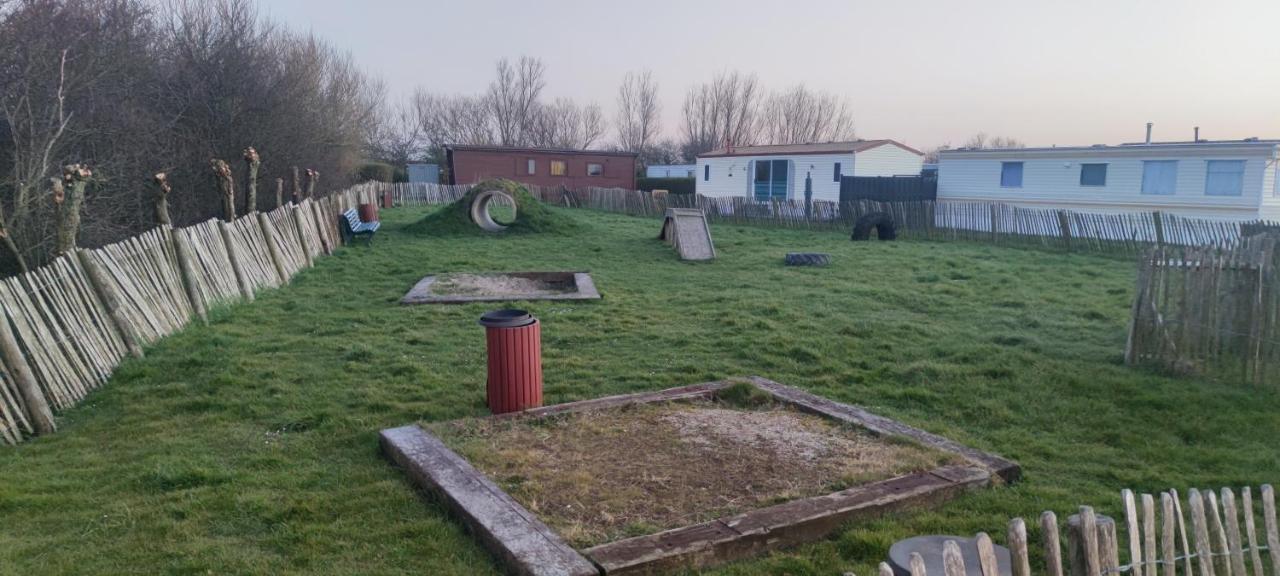 Przytulny Domek Holenderski Z Podgrzewanym Odkrytym Basenem Do Dyspozycji Gosci De Haan Exterior photo