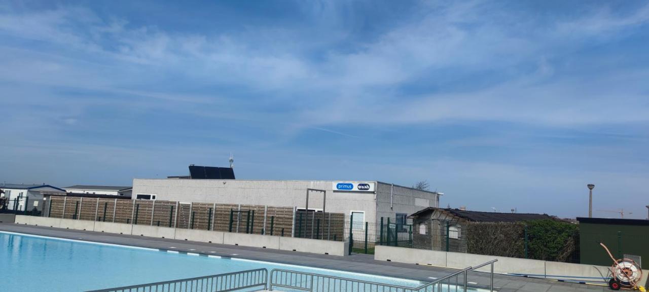 Przytulny Domek Holenderski Z Podgrzewanym Odkrytym Basenem Do Dyspozycji Gosci De Haan Exterior photo